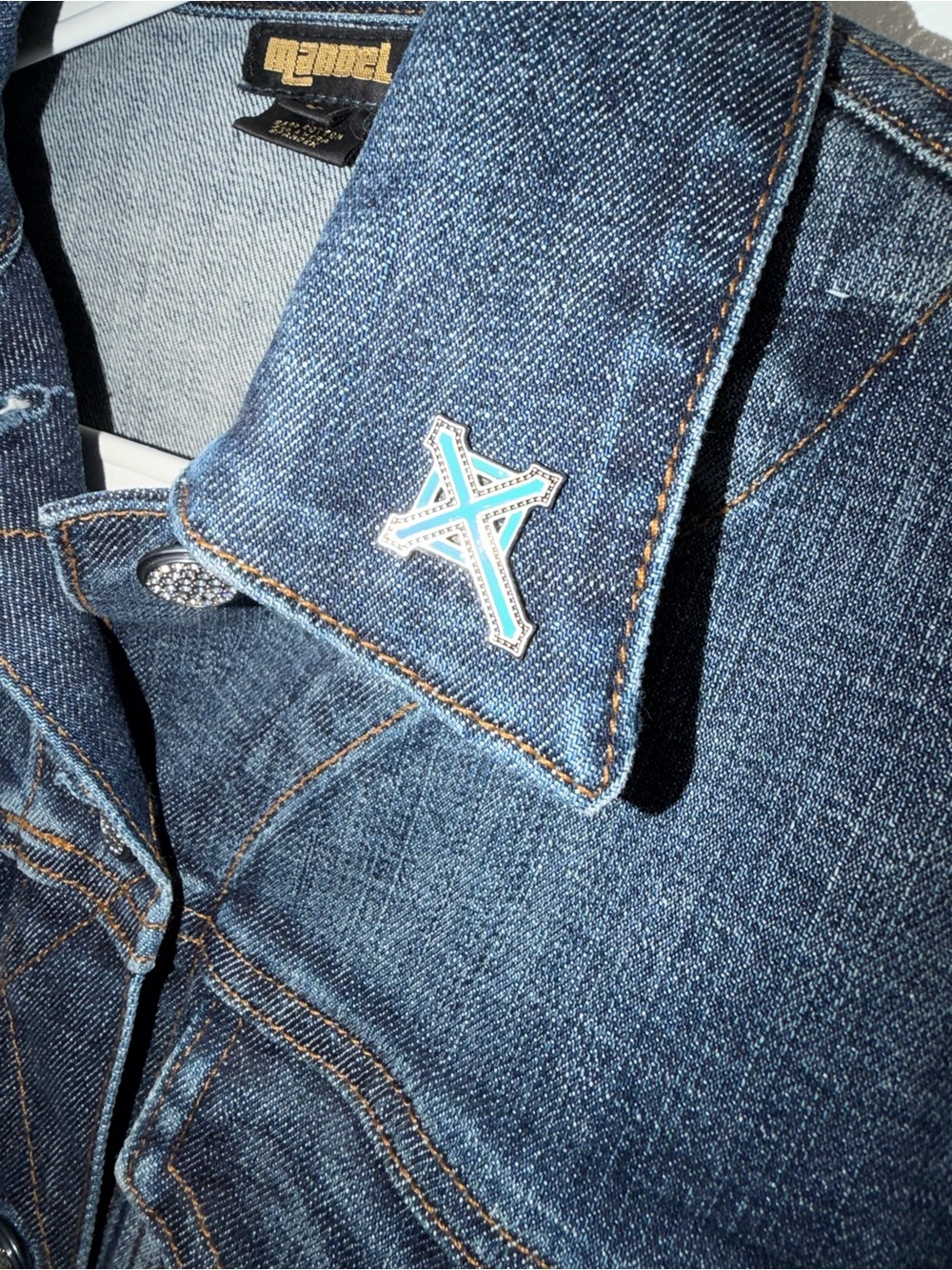 Manuel Denim Jacket Women’s Sz Small Rhinestone Buttons Cross Detail Made in USA - Picture 5 of 16